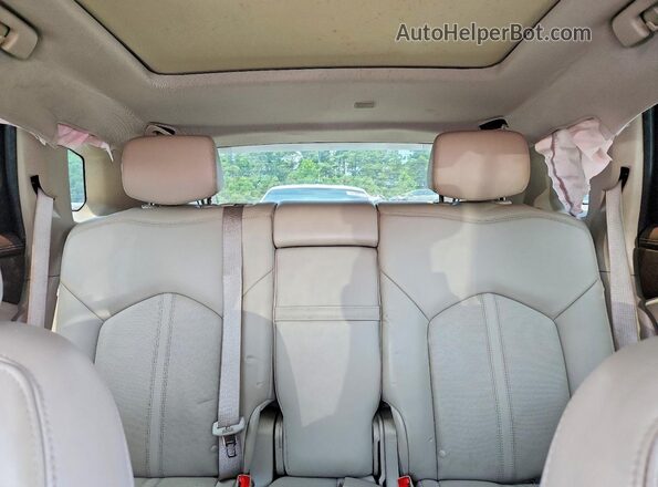 3GYFNCE34GS576560 2016 CADILLAC SRX Красный Вид задних сидений