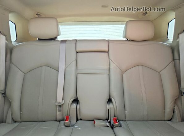 3GYFNDE35GS506295 2016 CADILLAC SRX Red Հետևի նստատեղերի տեսք