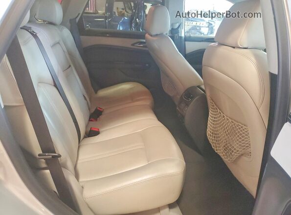 3GYFNDE35GS575505 2016 CADILLAC SRX Silver Vista interior trasera