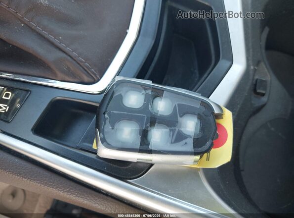 3GYFNDE39GS508387 2016 CADILLAC SRX Белый Вид панели приборов