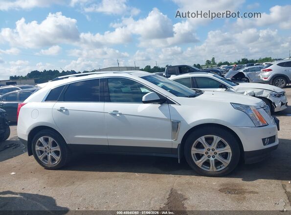 3GYFNDE39GS508387 2016 CADILLAC SRX Белый Вид задней части салона