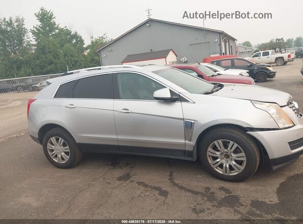 3GYFNEE34GS526415 2016 CADILLAC SRX Серебряный Вид задней части салона