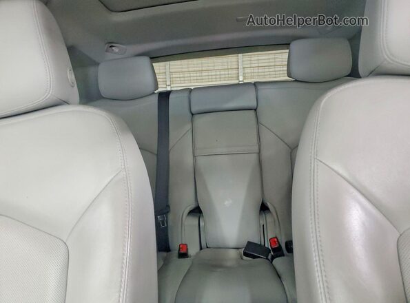 3GYFNEE36GS555608 2016 CADILLAC SRX Silver Vista de los asientos traseros