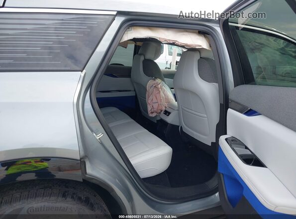 3GYK3BMR1SS236635 2025 CADILLAC OPTIQ Silver VIN კოდის სტიკერის ხედი