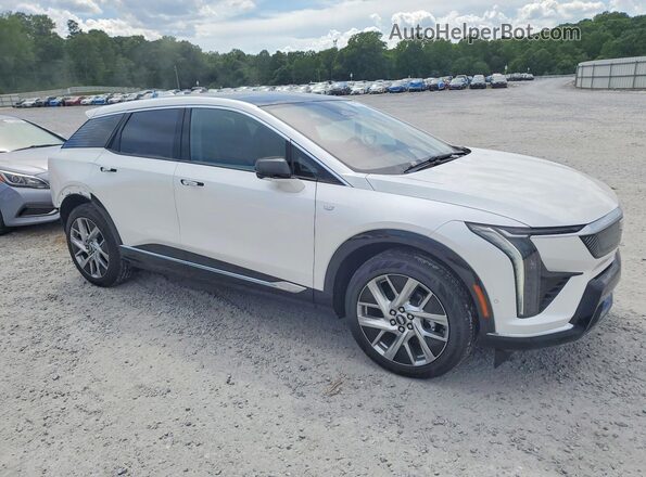 3GYK3DMR4SS216794 2025 CADILLAC OPTIQ White Przód prawy