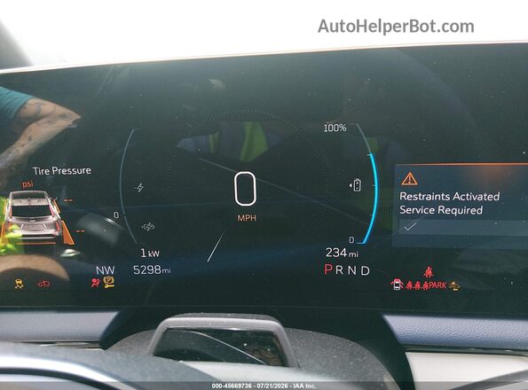 3GYK3DMR8SS222470 2025 CADILLAC OPTIQ Light Blue Вид задних сидений