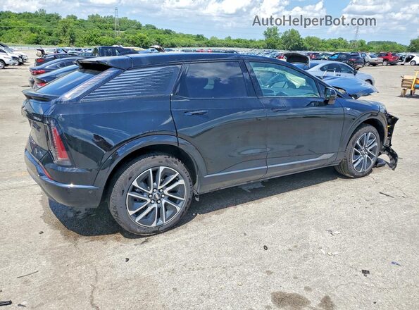 3GYK3EM45TS134794 2026 CADILLAC OPTIQ Черный Задняя правая четверть