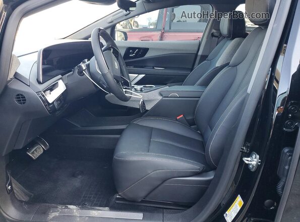 3GYK3EMR8SS182669 2025 CADILLAC OPTIQ Черный Вид салона спереди