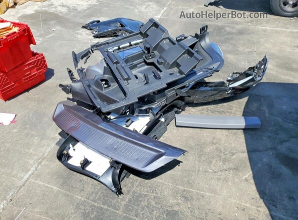 3GYK3GM50TS116899 2026 CADILLAC OPTIQ Серебряный Вид подкапотного пространства