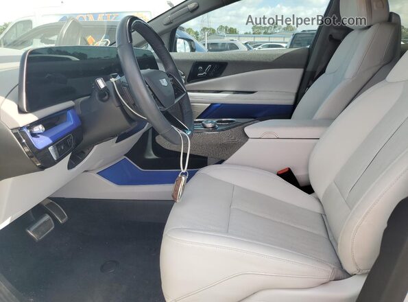 3GYK3GMR4SS158591 2025 CADILLAC OPTIQ White წინა სალონის ხედი