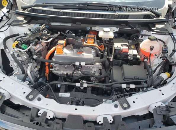 3GYK3GMR4SS158591 2025 CADILLAC OPTIQ White ძრავის განყოფილების ხედი