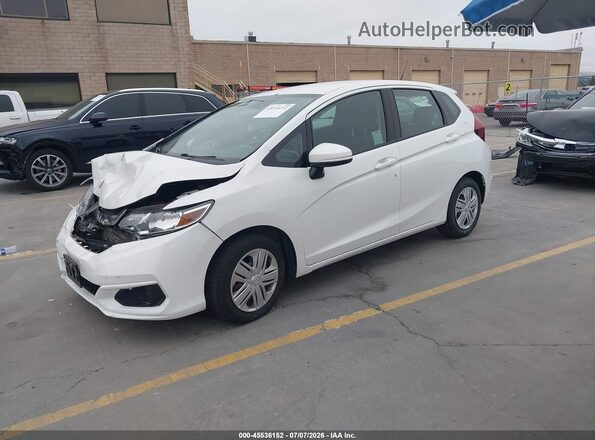 3HGGK5H40JM735252 2018 HONDA FIT Белый Передняя левая четверть