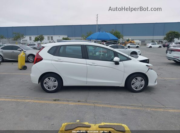 3HGGK5H40JM735252 2018 HONDA FIT Белый 