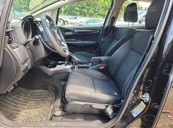 3HGGK5H46JM732100 2018 HONDA FIT Черный Вид салона спереди