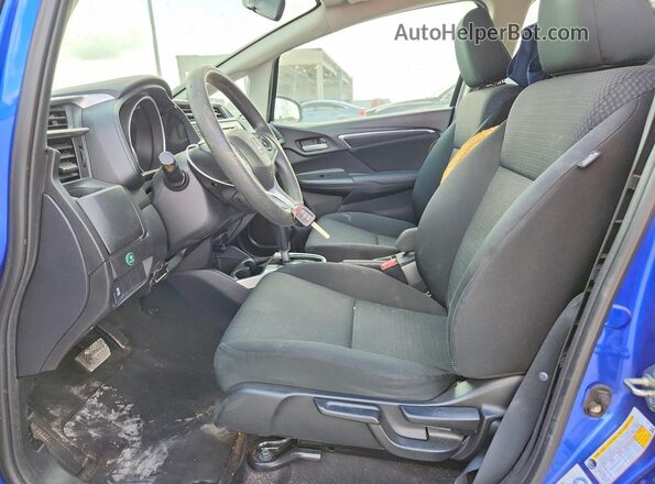 3HGGK5H47JM718979 2018 HONDA FIT Blue Вид салону спереду