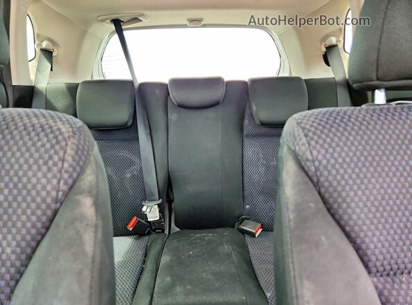 3HGGK5H47KM731586 2019 HONDA FIT White Rear seats view