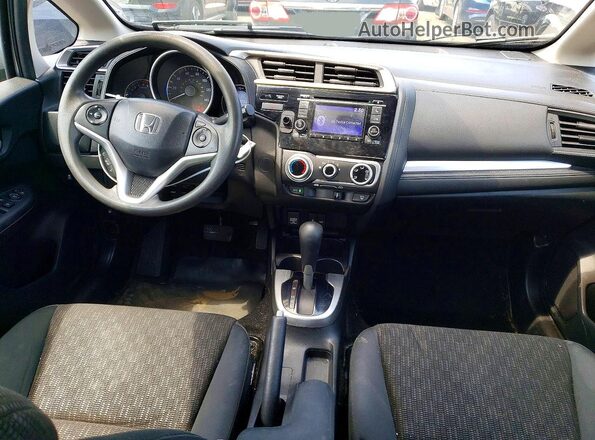 3HGGK5H58HM704012 2017 HONDA FIT Silver Vista del salpicadero
