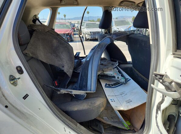 3HGGK5H61JM700253 2018 HONDA FIT White Vista de los asientos traseros