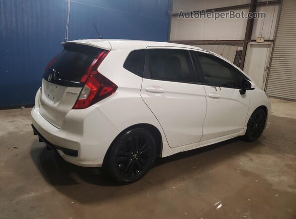 3HGGK5H66JM700264 2018 HONDA FIT White 