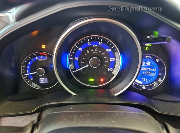 3HGGK5H66JM707649 2018 HONDA FIT White Instrument cluster view