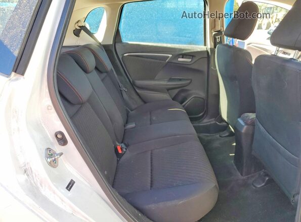 3HGGK5H66LM715110 2020 HONDA FIT White Հետևի նստատեղերի տեսք