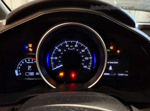 3HGGK5H80KM732176 2019 HONDA FIT White Вид щитка приладів