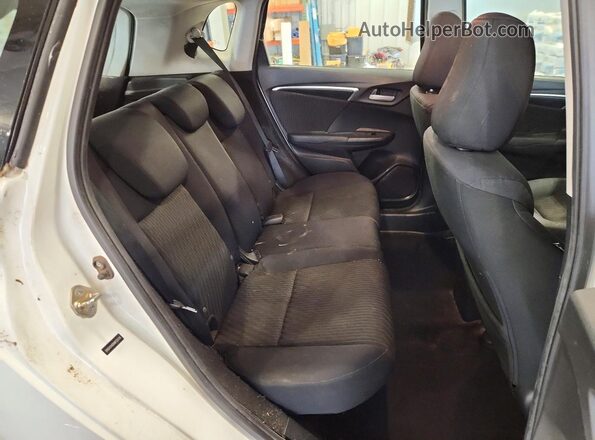 3HGGK5H80KM732176 2019 HONDA FIT White Вид задніх сидінь