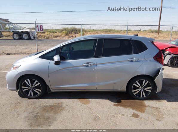 3HGGK5H83JM711224 2018 HONDA FIT Silver 