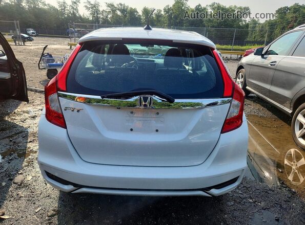 3HGGK5H83JM727438 2018 HONDA FIT White უკანა ხედი