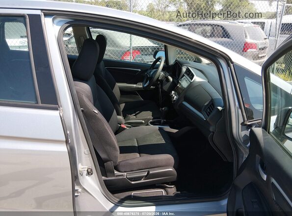 3HGGK5H84KM731306 2019 HONDA FIT Silver Widok wnętrza z przodu