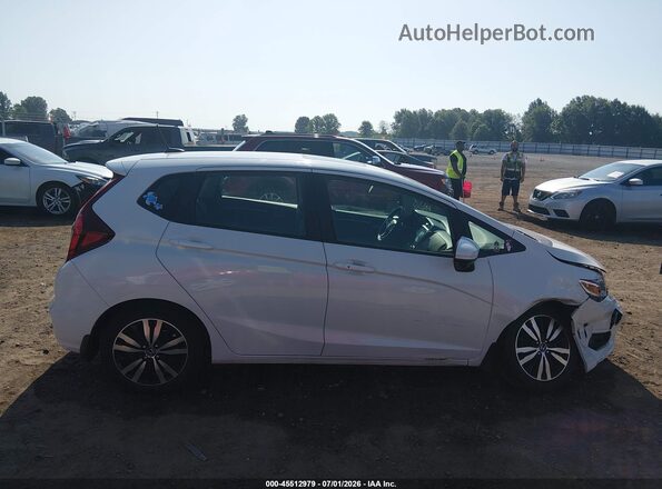 3HGGK5H87KM749766 2019 HONDA FIT Белый Вид задней части салона