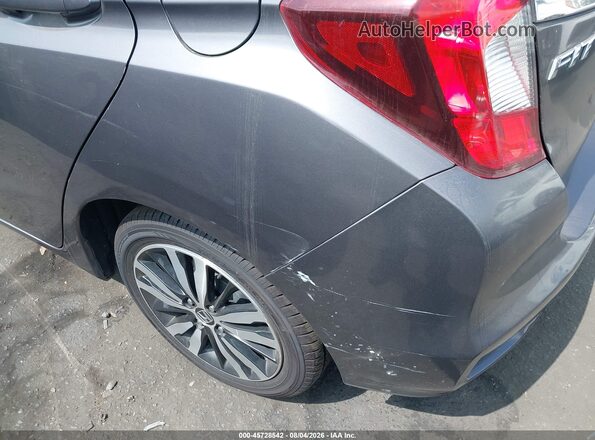 3HGGK5H88JM725930 2018 HONDA FIT Gray 