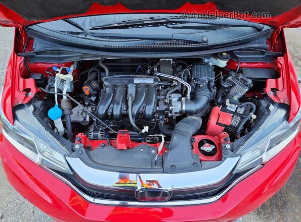 3HGGK5H94JM700466 2018 HONDA FIT Red Вид задньої частини салону