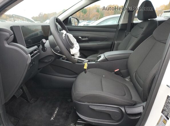 3KMJACDE2SE021173 2025 HYUNDAI TUCSON White Front interior view
