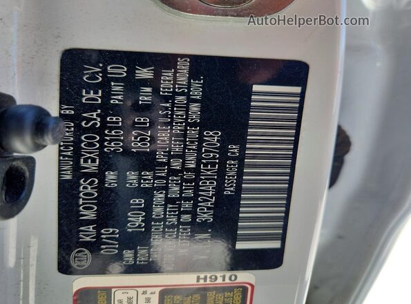 3KPA24AB1KE197048 2019 KIA RIO White Vista de la etiqueta del VIN
