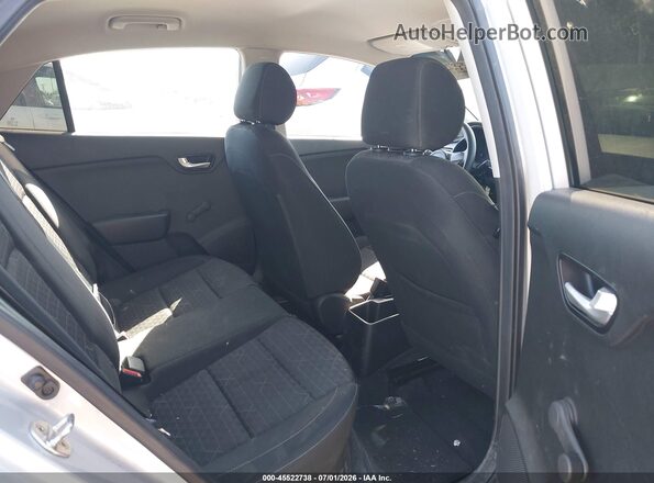 3KPA24AB4JE044579 2018 KIA RIO Silver Vista de la etiqueta del VIN