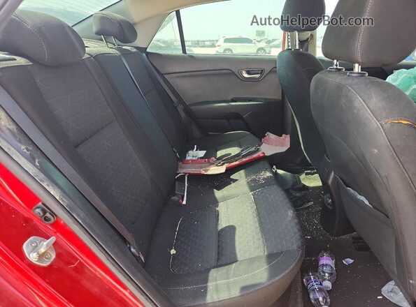 3KPA24AB5KE200727 2019 KIA RIO Red Հետևի նստատեղերի տեսք