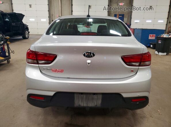 3KPA24AB5KE215969 2019 KIA RIO Silver Vista trasera