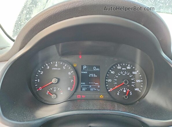 3KPA24AB7JE062896 2018 KIA RIO Black ხელსაწყოთა პანელის ხედი