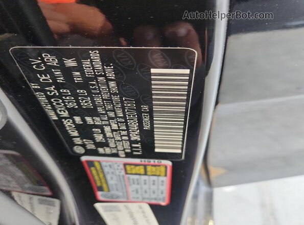 3KPA24AB8JE071817 2018 KIA RIO Black Widok komory silnika