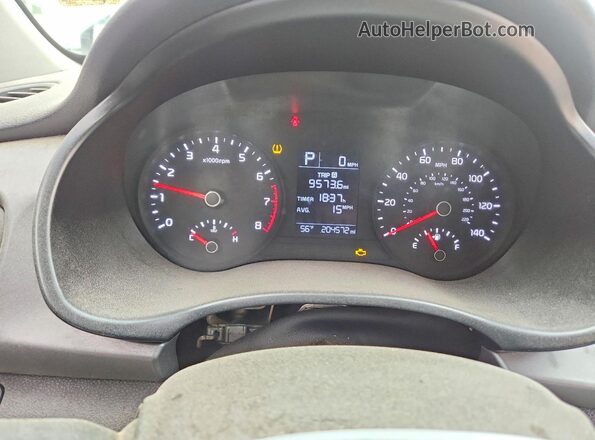 3KPA24AB8JE079769 2018 KIA RIO Silver Widok zestawu wskaźników