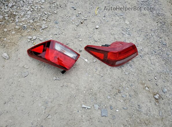 3KPA24AB9KE172818 2019 KIA RIO Red Շարժիչի բաժամունքի տեսք