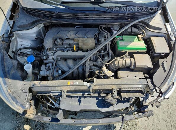 3KPA24AD0LE302861 2020 KIA RIO Silver Vista interior trasera