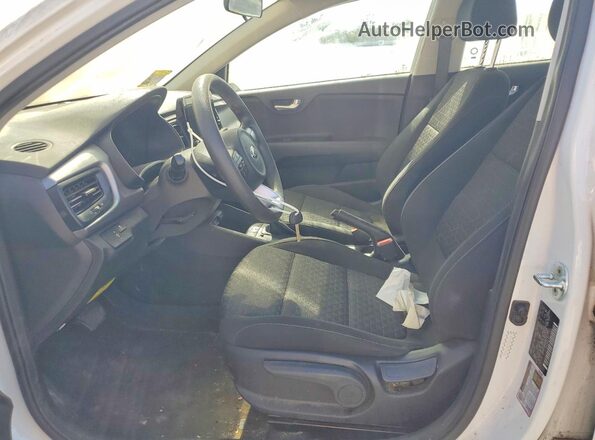 3KPA24AD0ME392062 2021 KIA RIO White Սալոնի դիմացի տեսք