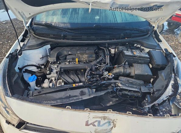 3KPA24AD0PE520370 2023 KIA RIO White Вид задньої частини салону