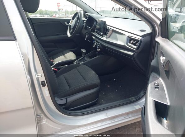 3KPA24AD0PE604382 2023 KIA RIO Silver Vista interior delantera