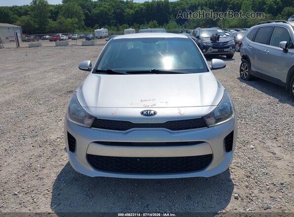3KPA24AD1LE263066 2020 KIA RIO Silver უკანა სალონის ხედი