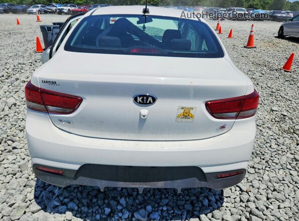 3KPA24AD1LE293037 2020 KIA RIO White Вид ззаду