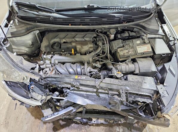 3KPA24AD1LE357335 2020 KIA RIO Silver Rear interior view