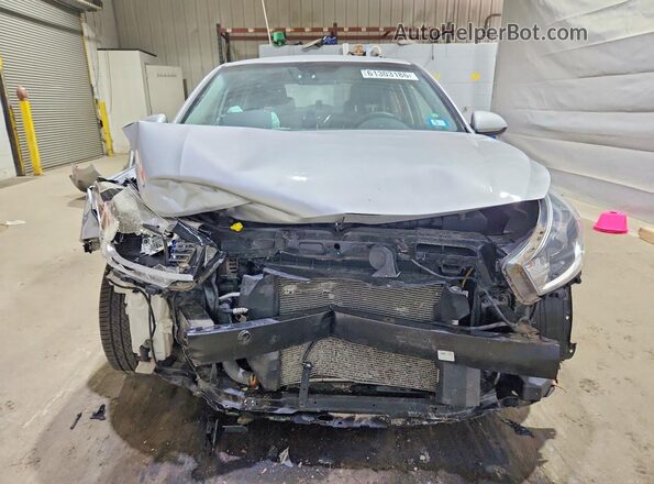 3KPA24AD1LE357335 2020 KIA RIO Silver Front view